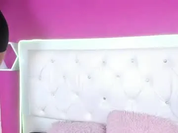 SkyLumen – webcam model profile photo Image 4