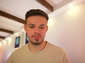 ArianaSole – webcam model profile photo Image 18