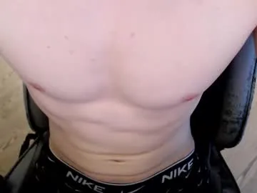 GiaMazzon – webcam model profile photo Image 12