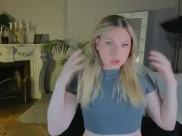 AylaRosell – webcam model profile photo Image 18