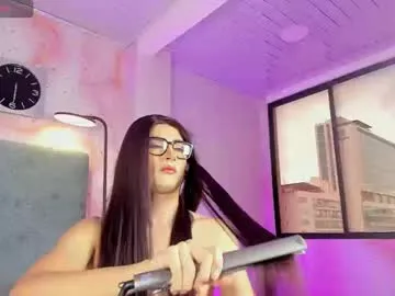 Aly_Brownn – webcam model profile photo Image 14