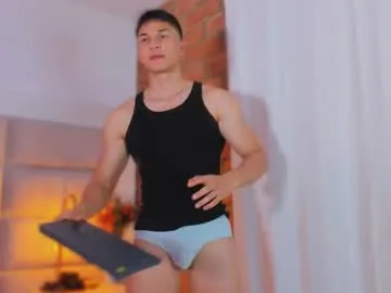 LiaBoston – webcam model profile photo Image 8