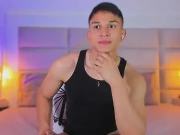 LiaBoston – webcam model profile photo Image 9