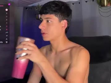 John_Abraham – webcam model profile photo Image 4