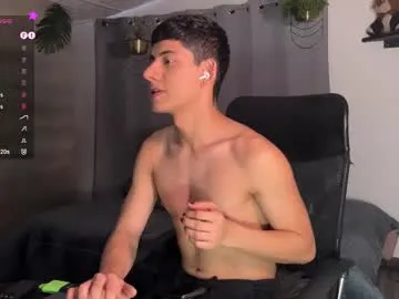 John_Abraham – webcam model profile photo Image 8