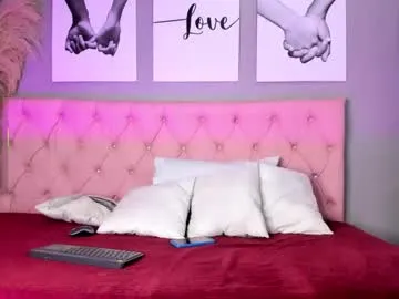 SophiMariin – webcam model profile photo Image 2