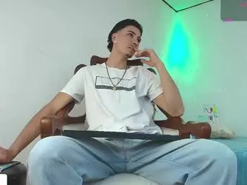 John_Abraham – webcam model profile photo Image 7