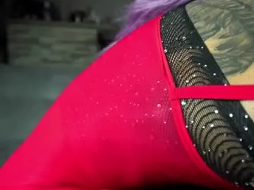 Amylewiss – webcam model profile photo Image 13