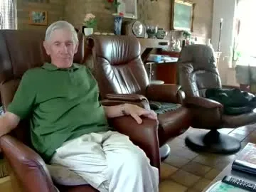 NathalyBloom – webcam model profile photo Image 2