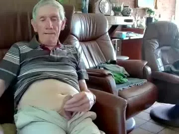 NathalyBloom – webcam model profile photo Image 4