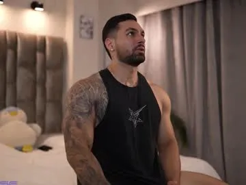 ZoeyReed – webcam model profile photo Image 12