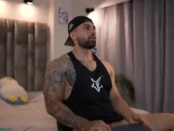 ZoeyReed – webcam model profile photo Image 14