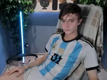 LauraFord – webcam model profile photo Image 17