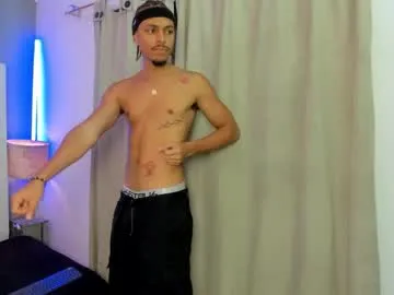 AmyBelmontt – webcam model profile photo Image 16