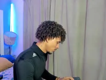 AmyBelmontt – webcam model profile photo Image 5