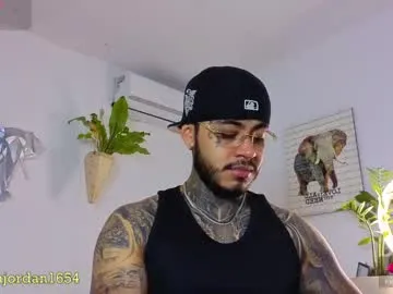 SkyLumen – webcam model profile photo Image 16