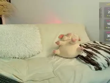 ZoeyReed – webcam model profile photo Image 5