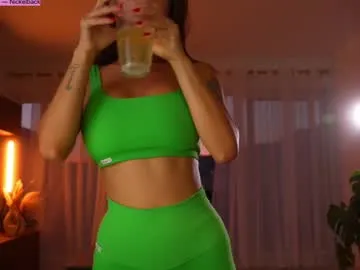 AngelinaEllen – webcam model profile photo Image 3