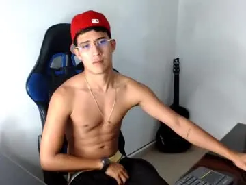 NoaMarin – webcam model profile photo Image 2