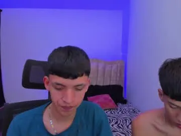 LaraHarvey – webcam model profile photo Image 14