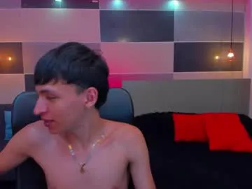 LaraHarvey – webcam model profile photo Image 2