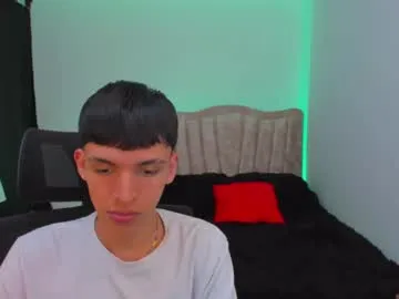 LaraHarvey – webcam model profile photo Image 7