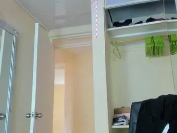 riku38777 – webcam model profile photo Image 15