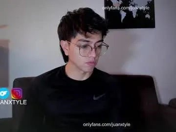 JadeMartinelli – webcam model profile photo Image 16