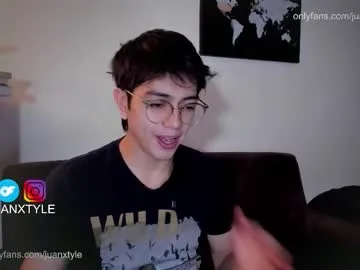 JadeMartinelli – webcam model profile photo Image 5