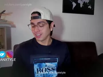 JadeMartinelli – webcam model profile photo Image 8