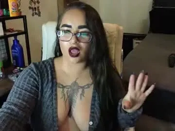 CassieGil – webcam model profile photo Image 12