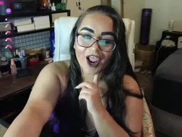 CassieGil – webcam model profile photo Image 19