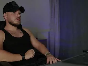 yourguuy21 – webcam model profile photo Image 12