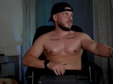 yourguuy21 – webcam model profile photo Image 16