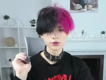 NaughtyNinaX – webcam model profile photo Image 9