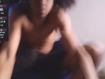 EvaAmanti – webcam model profile photo Image 11