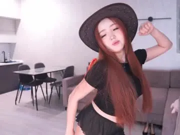 CassieGil – webcam model profile photo Image 11