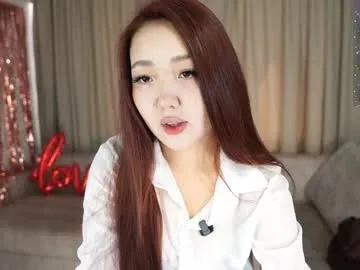 CassieGil – webcam model profile photo Image 15