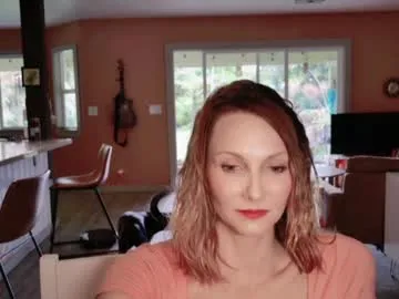 AdaraMillss – webcam model profile photo Image 10