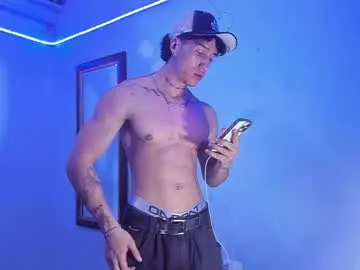 CarlaHall – webcam model profile photo Image 2