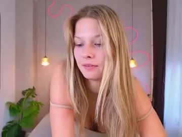 AmyBelmontt – webcam model profile photo Image 12