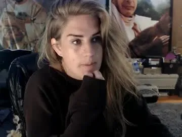 Chloe_Sins – webcam model profile photo Image 10