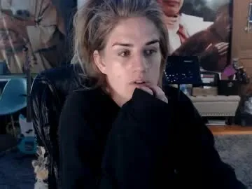 Chloe_Sins – webcam model profile photo Image 4