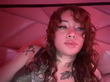 Tiny_fanny – webcam model profile photo Image 8