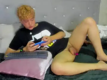 ROXSANNE – webcam model profile photo Image 15