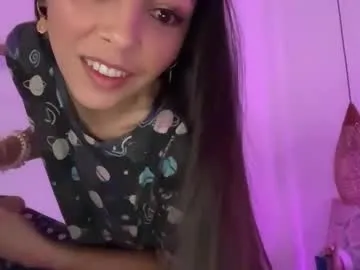 SophieBlaake – webcam model profile photo Image 4