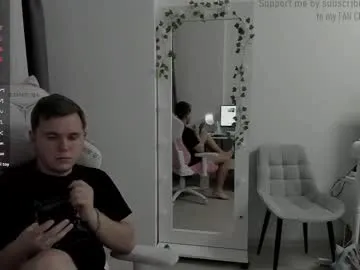 BellaRoux21 – webcam model profile photo Image 4