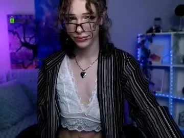 JadeMartinelli – webcam model profile photo Image 2