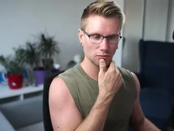 hogrider192 – webcam model profile photo Image 7