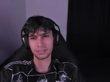 Juhone – webcam model profile photo Image 10